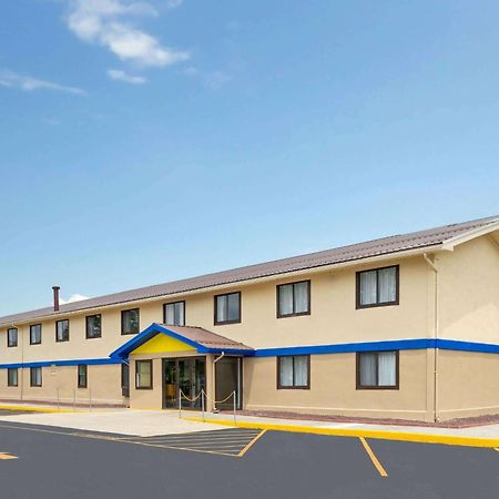 Days Inn By Wyndham Hornell Ny Exteriör bild